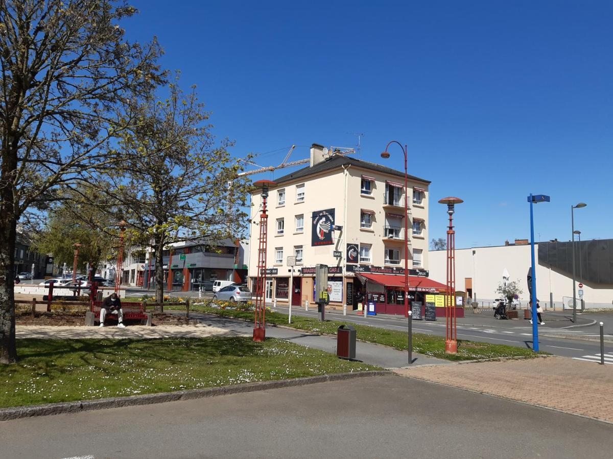Hotel De Bretagne Fougères Exteriör bild